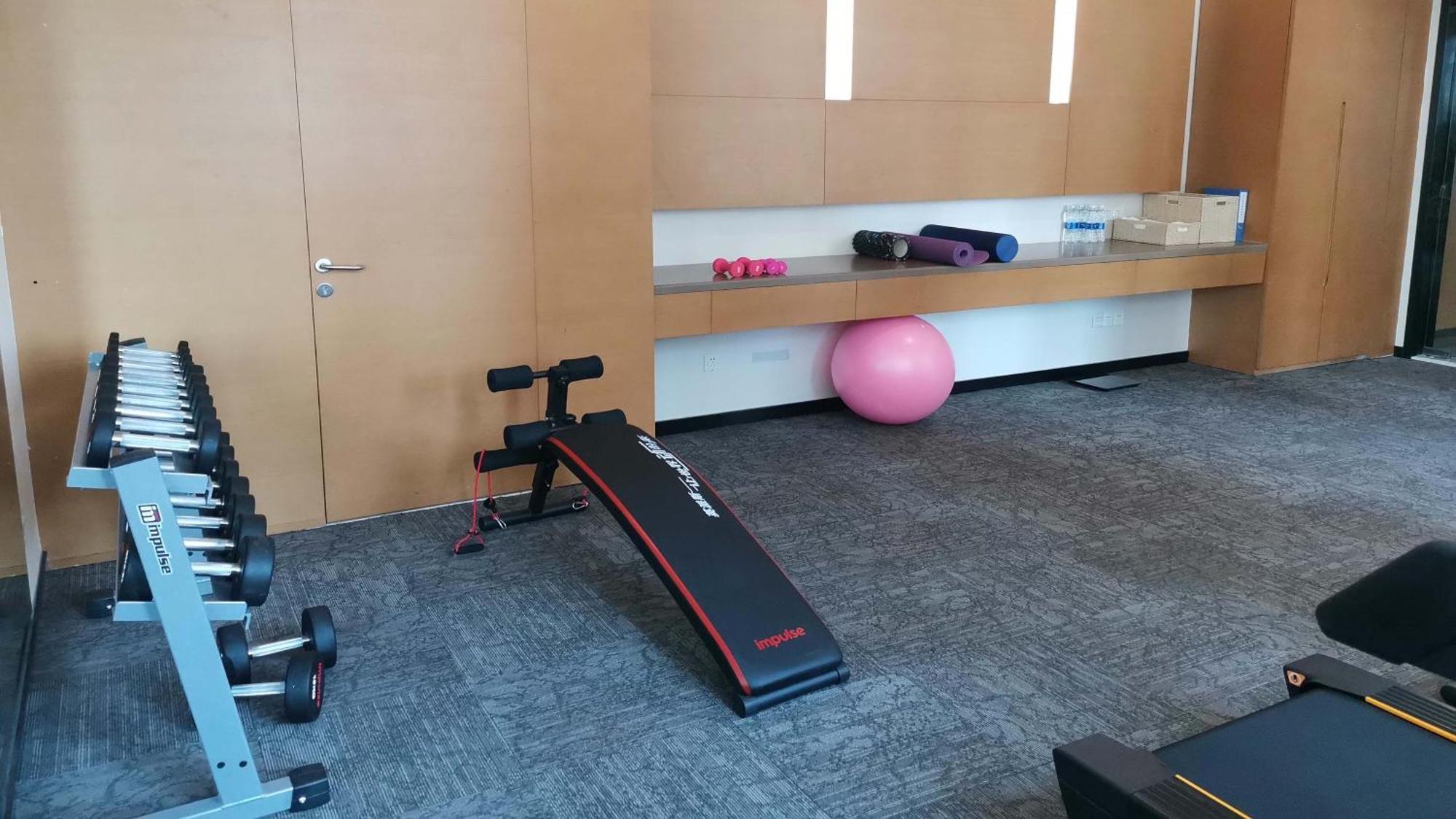 Holiday Inn Express Chengdu Huanhuaxi By Ihg-Near Jinsha Site Musem,Near Wuhou Temple Museum,Welcome Drinks,Free Gym,Free Self-Service Laundry Zewnętrze zdjęcie