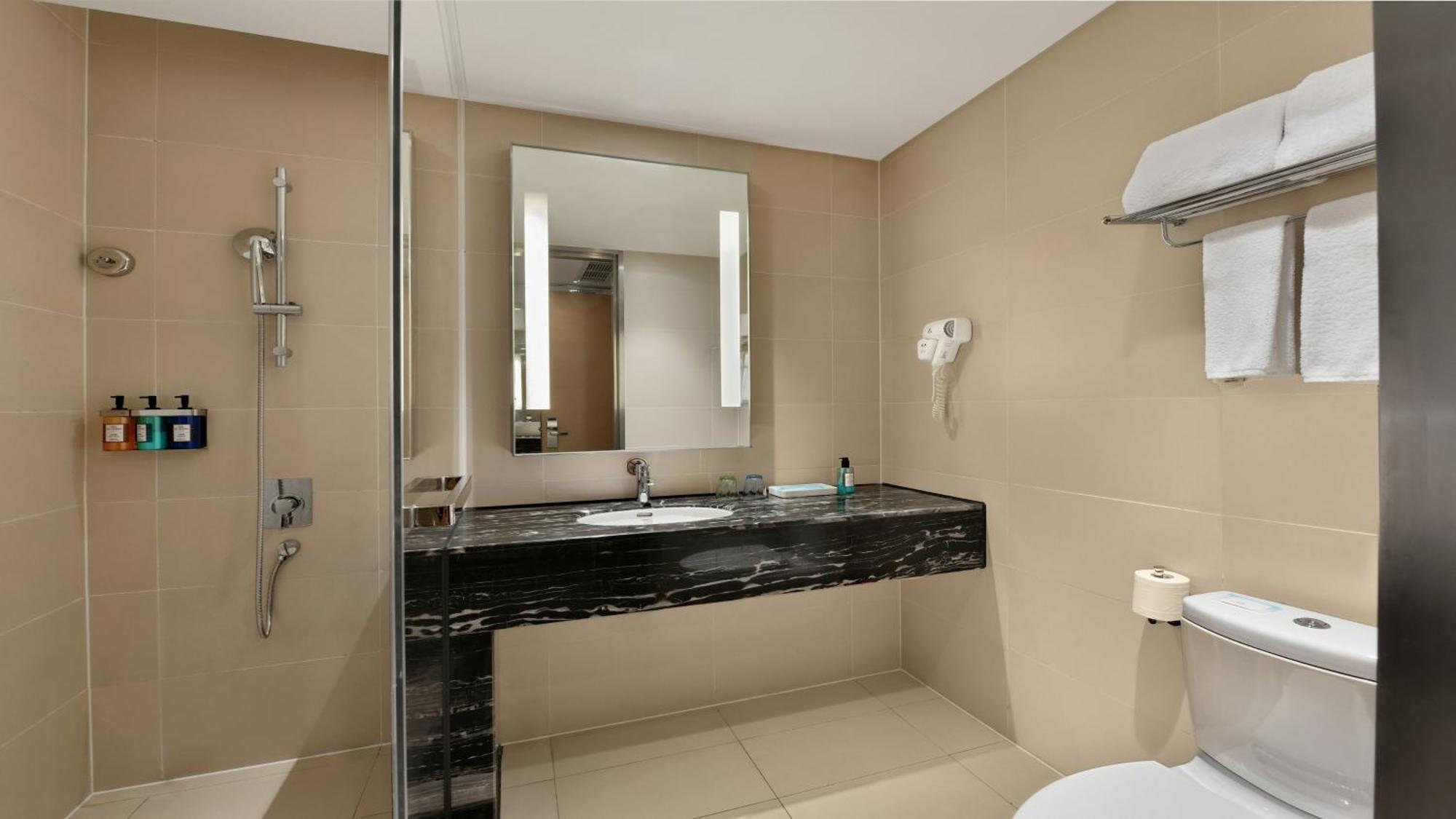 Holiday Inn Express Chengdu Huanhuaxi By Ihg-Near Jinsha Site Musem,Near Wuhou Temple Museum,Welcome Drinks,Free Gym,Free Self-Service Laundry Zewnętrze zdjęcie