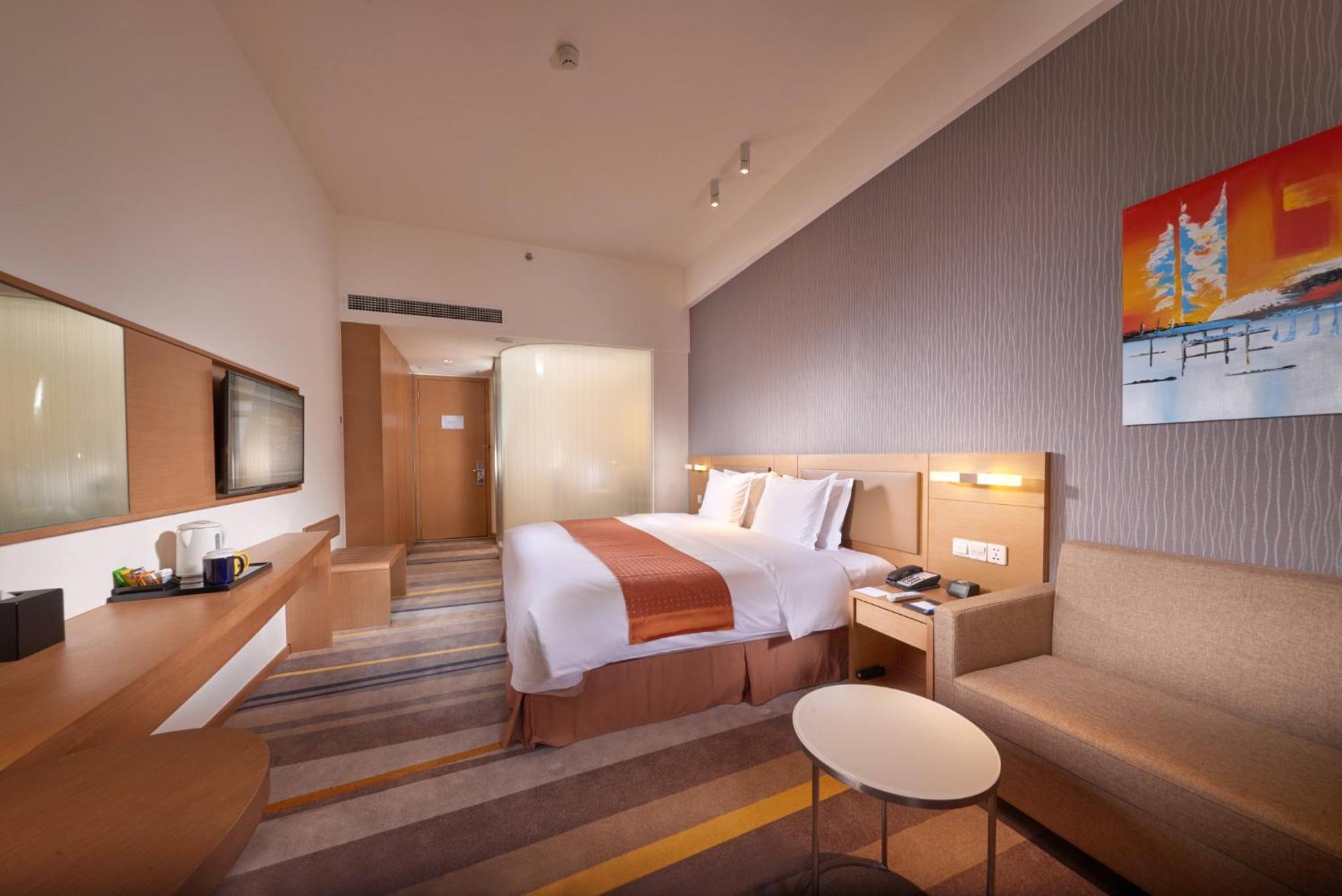 Holiday Inn Express Chengdu Huanhuaxi By Ihg-Near Jinsha Site Musem,Near Wuhou Temple Museum,Welcome Drinks,Free Gym,Free Self-Service Laundry Zewnętrze zdjęcie